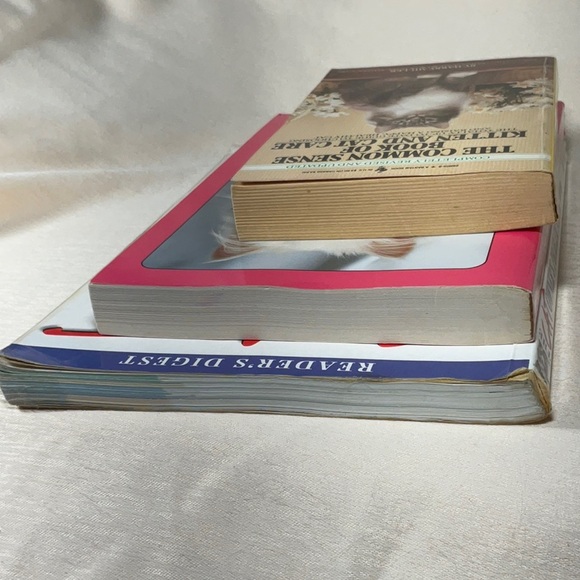 Bundle of 3 Cat Books - Picture 12 of 13